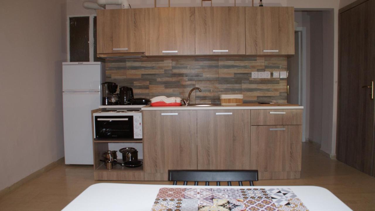 The Victoria Square Apartments Афіни Екстер'єр фото