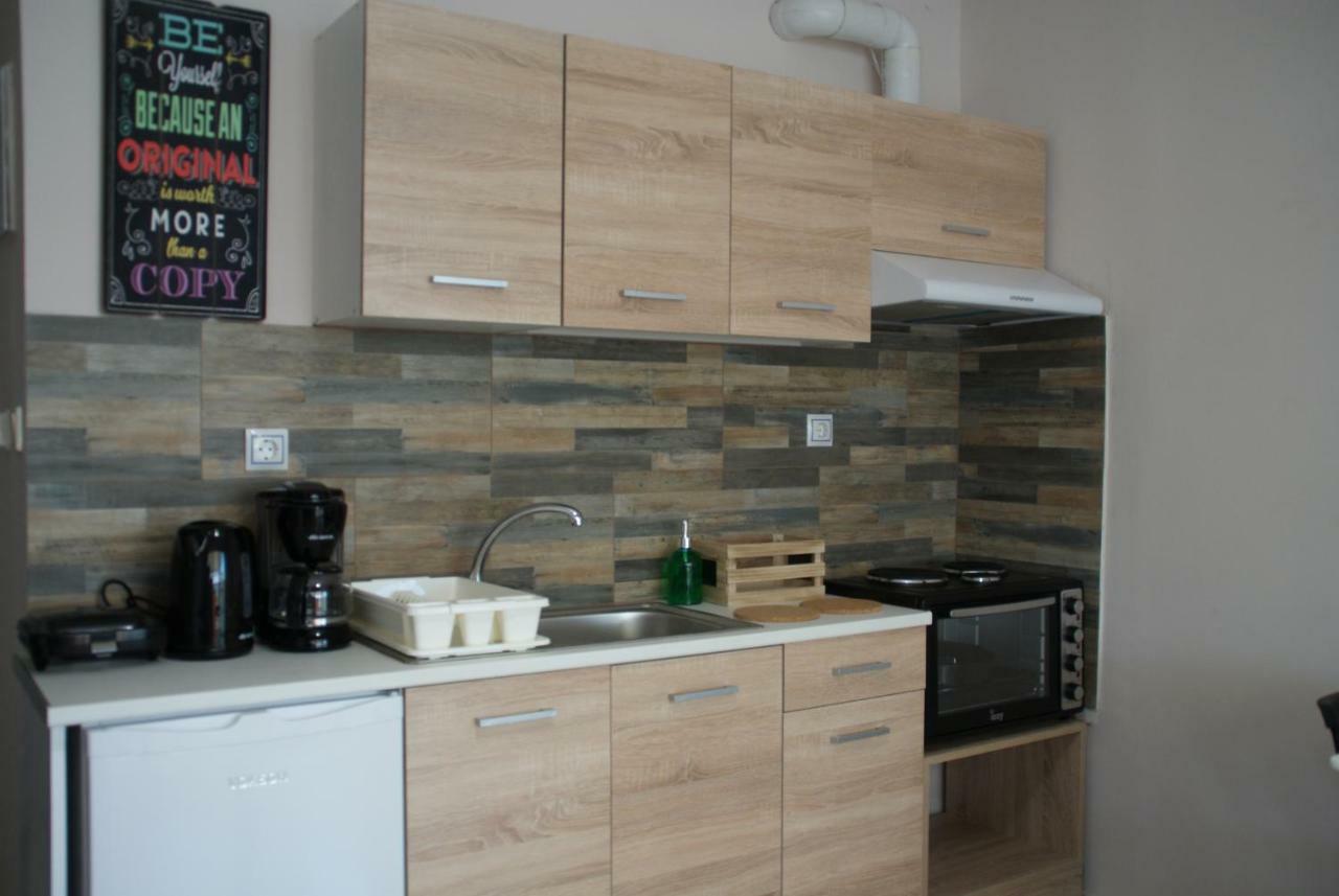 The Victoria Square Apartments Афіни Екстер'єр фото